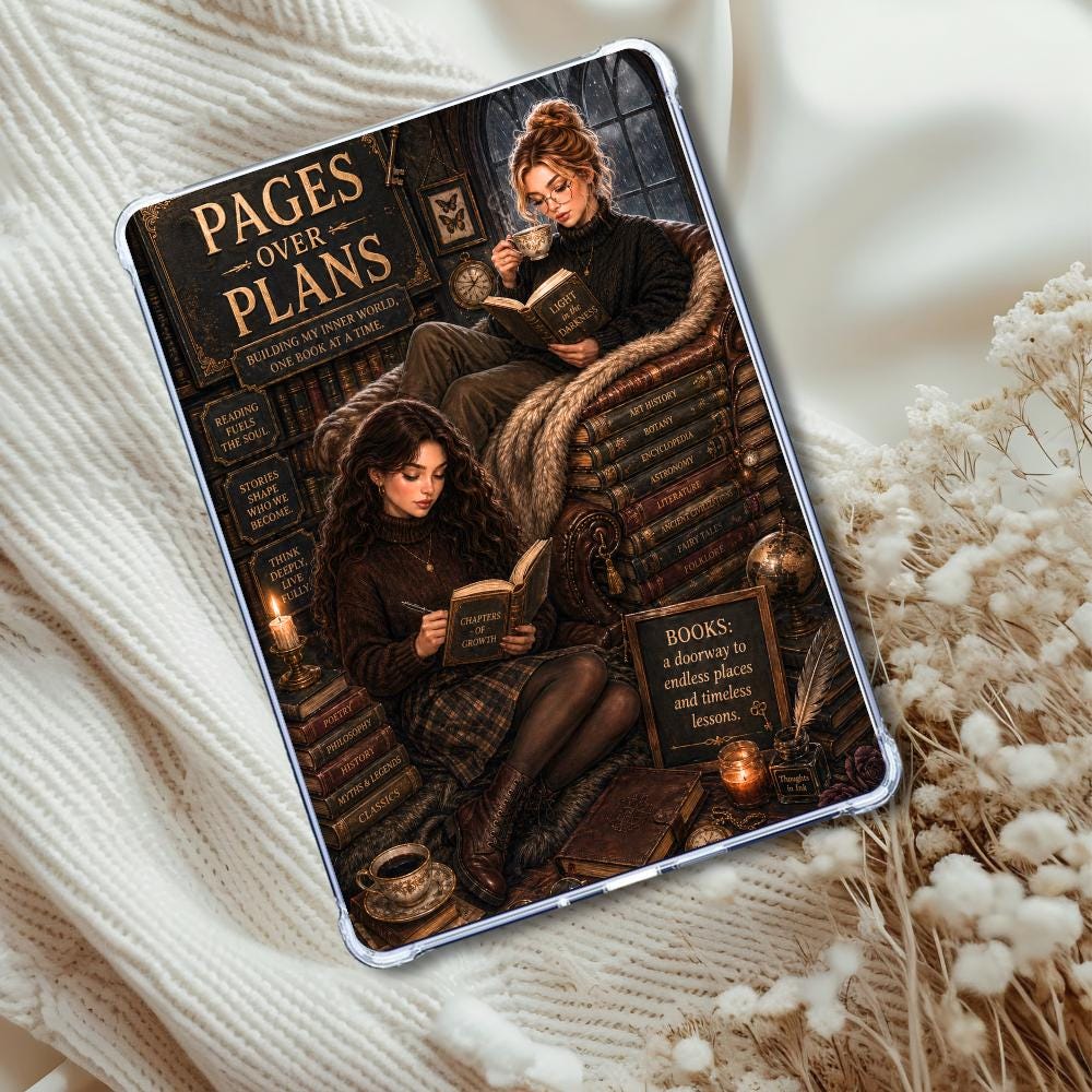 Dark Academia Reader: Kindle or eReader Decor for Book Lovers